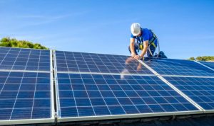 Installation et mise en production des panneaux solaires photovoltaïques à Saint-Martin-de-Valgalgues